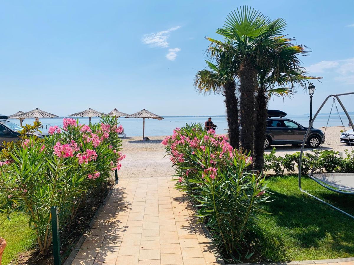 Apartments The Beach Resort Вир Екстериор снимка