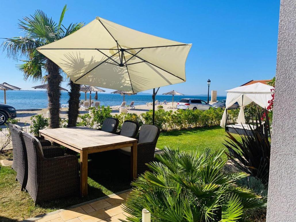Apartments The Beach Resort Вир Екстериор снимка