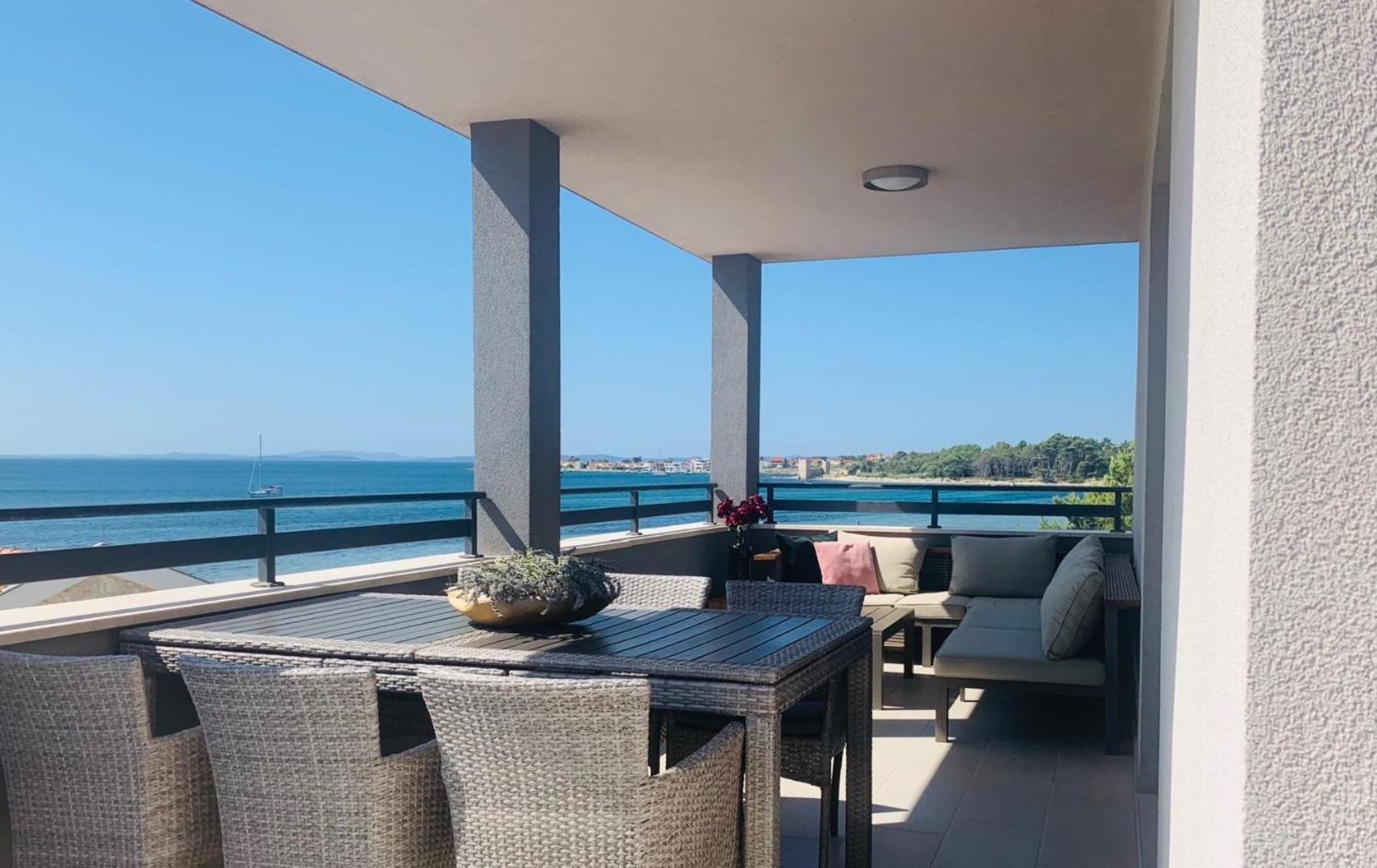 Apartments The Beach Resort Вир Екстериор снимка