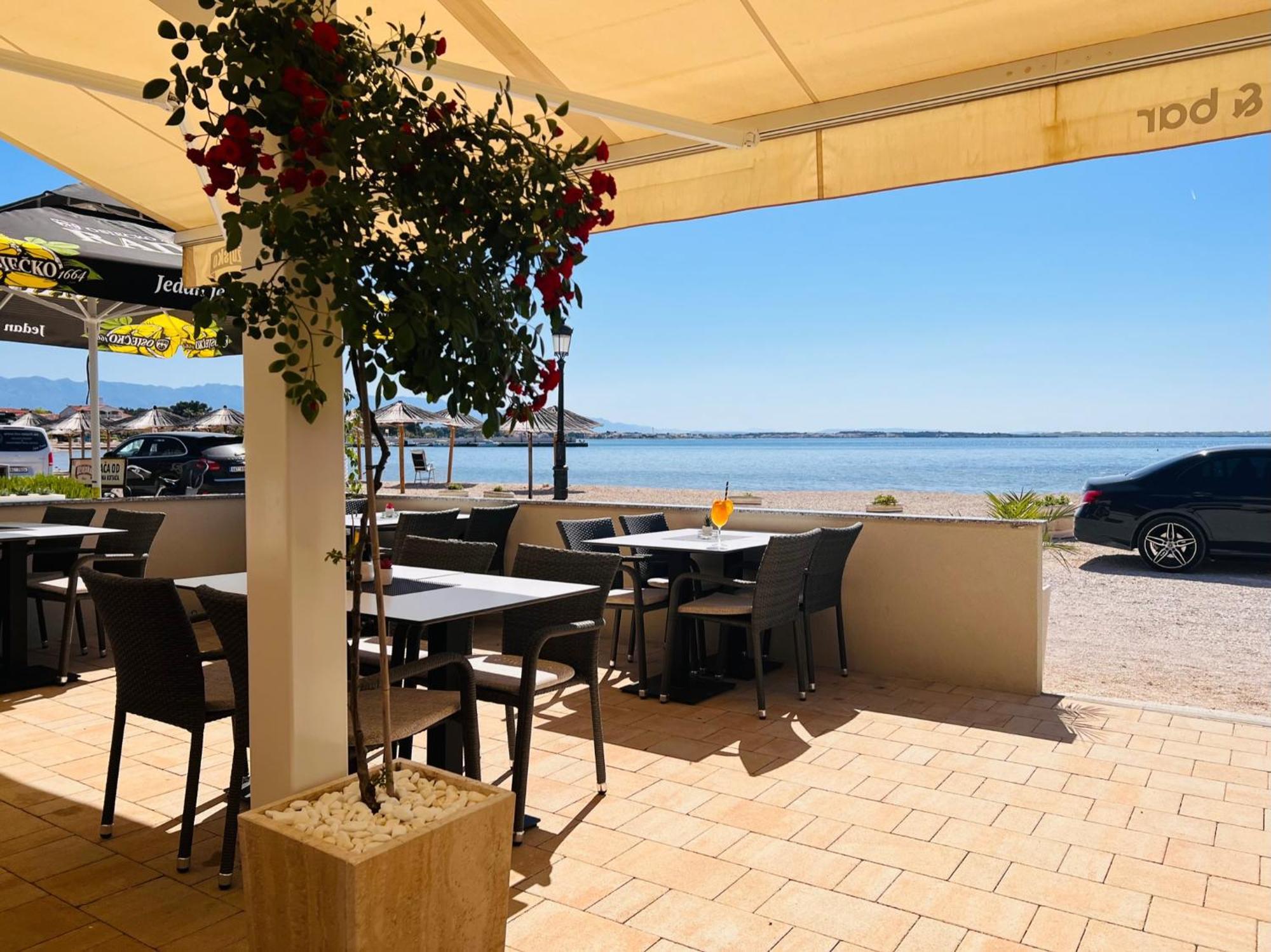 Apartments The Beach Resort Вир Екстериор снимка
