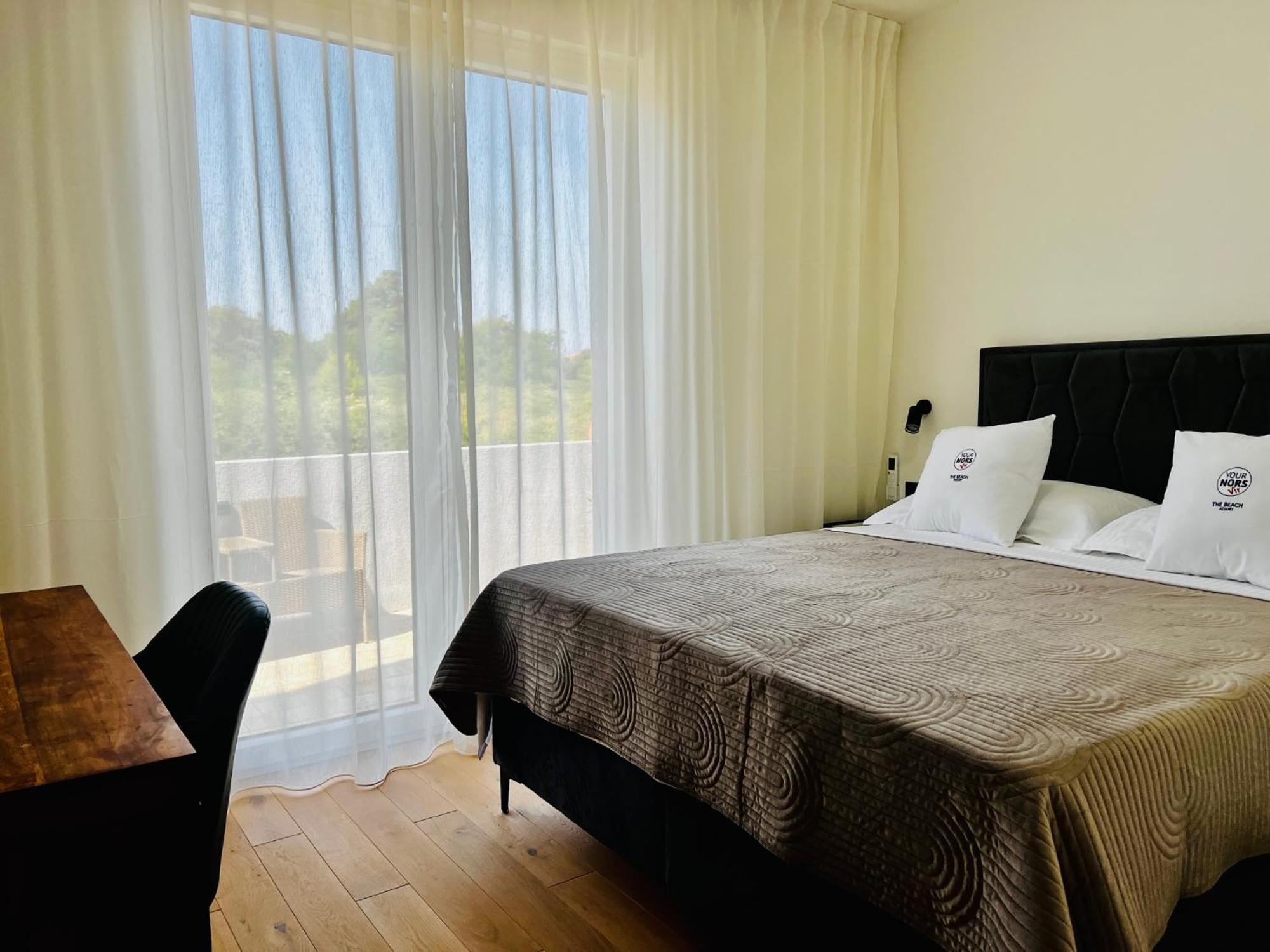 Apartments The Beach Resort Вир Екстериор снимка
