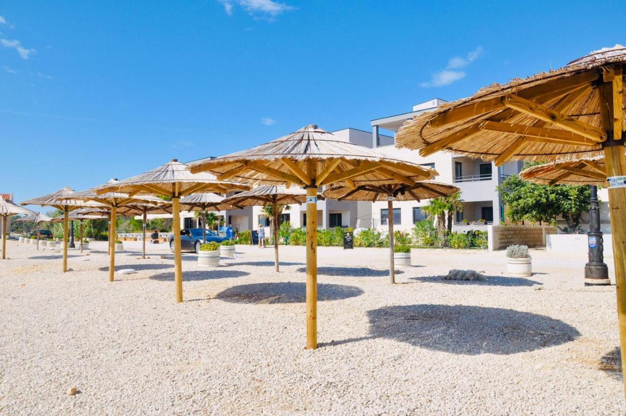 Apartments The Beach Resort Вир Екстериор снимка